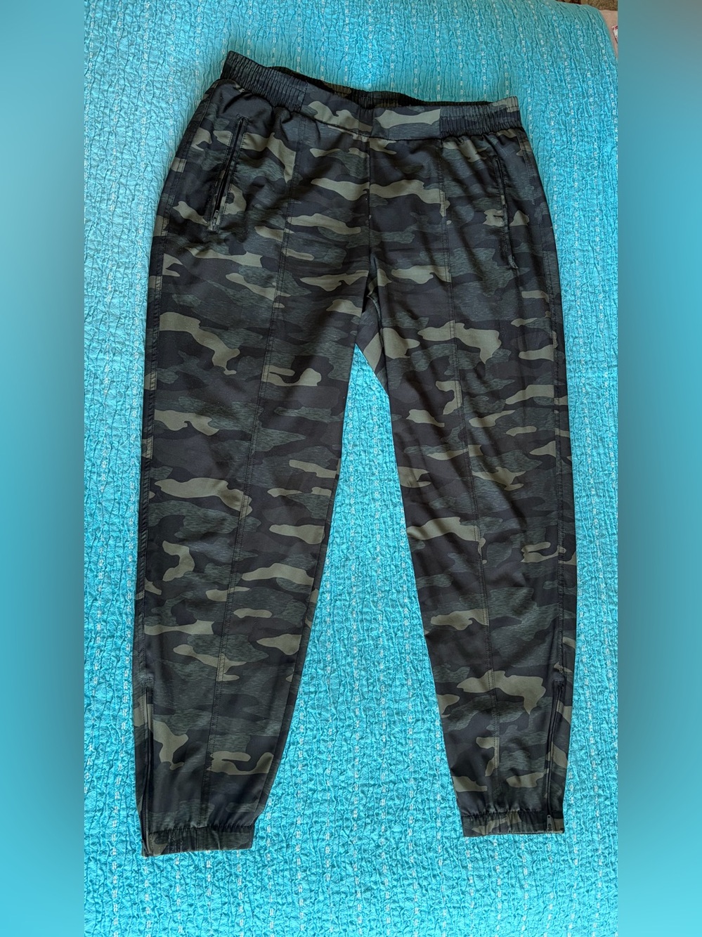 Old Navy Camouflage Stretchtech Joggers